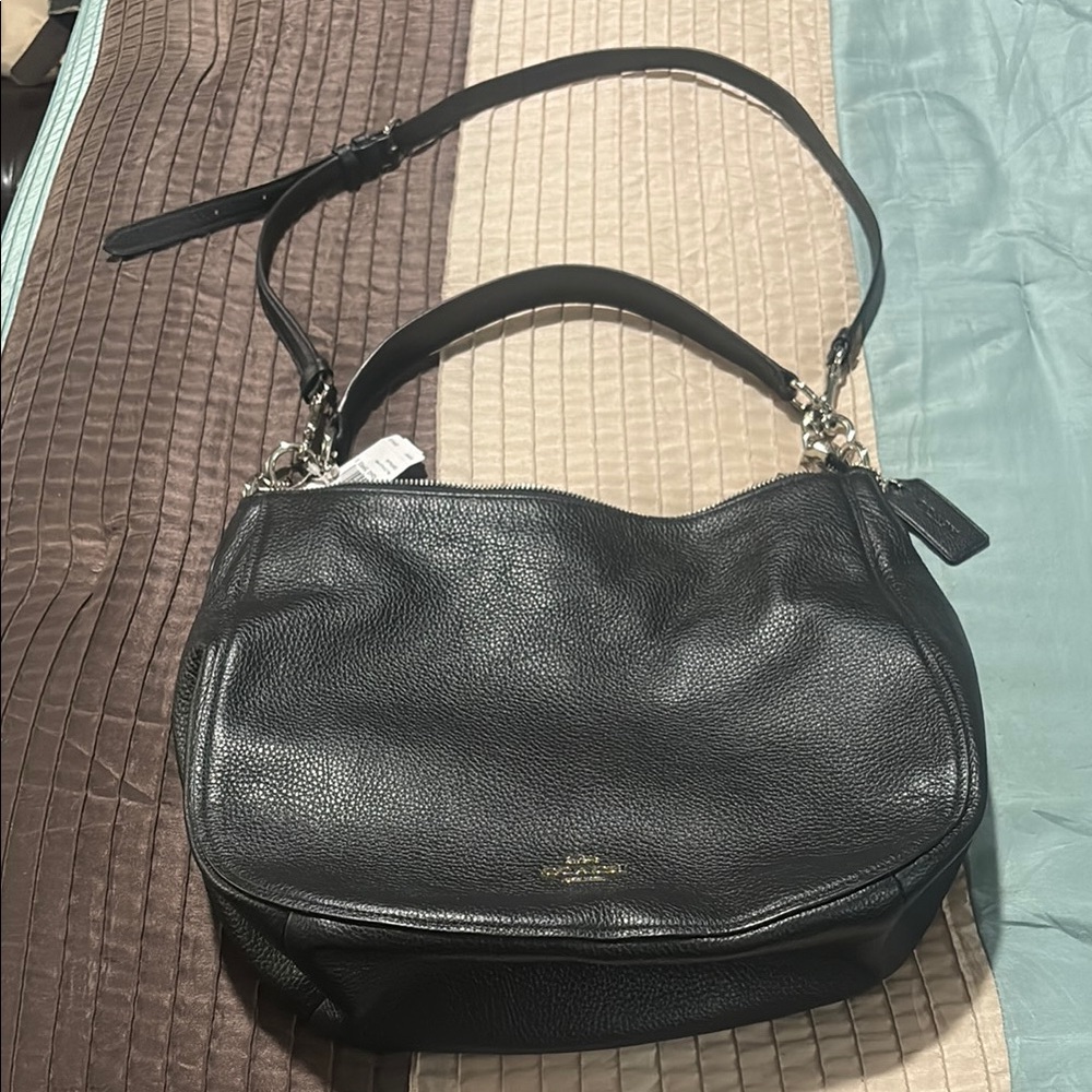 Coach Black Leather Shoulder Bag with Structured Design